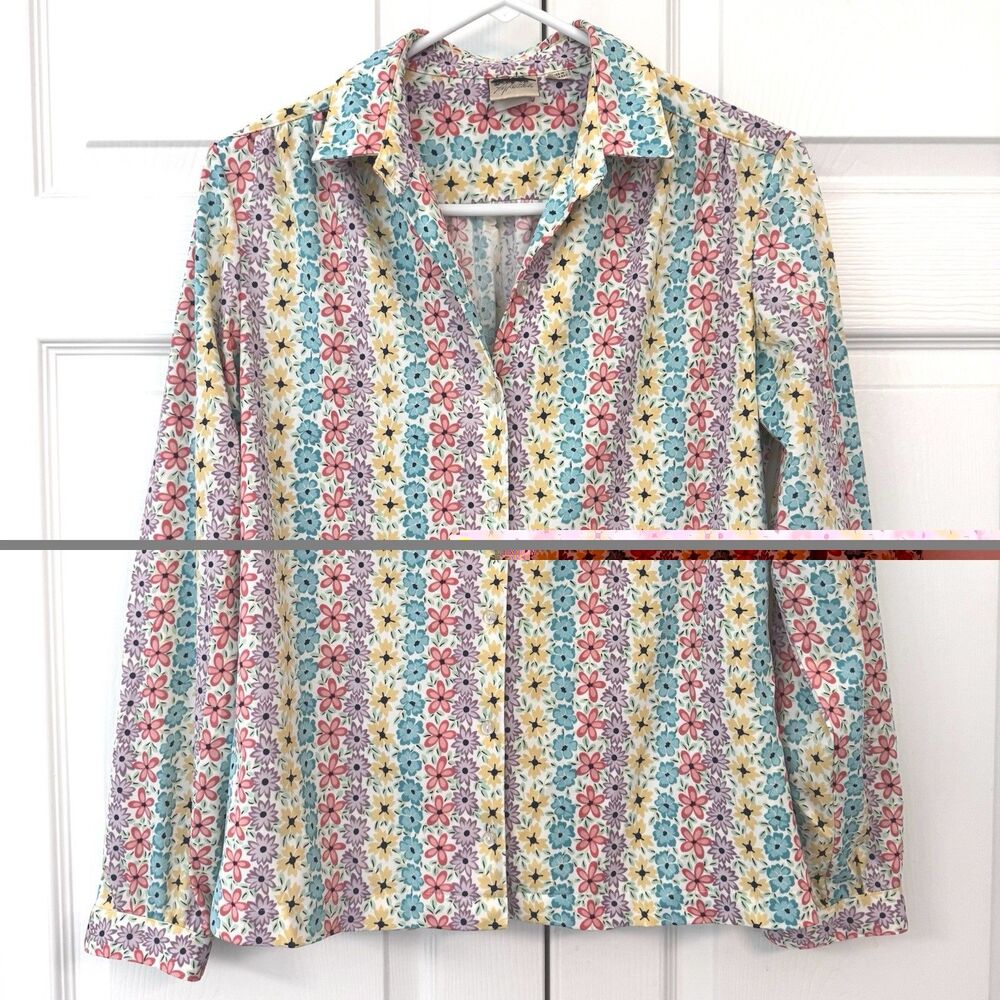 Vintage Floral Button Up Shirt Women's S/M Long Sleeve Flower Power Blouse - Picture 2 of 6